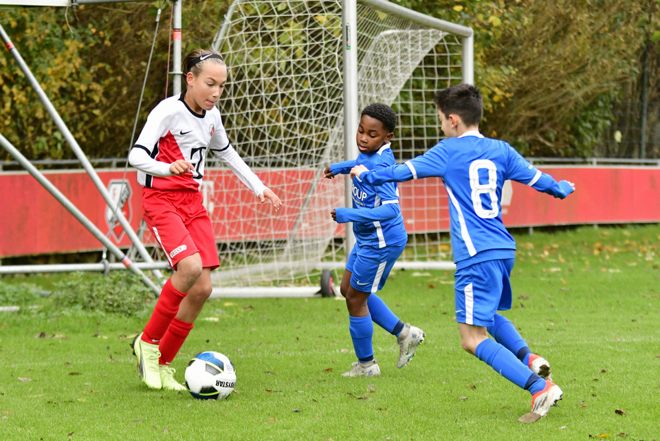 20221119 FCUO11 AZO11 027