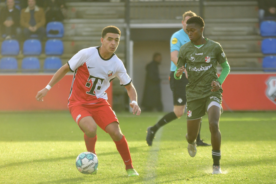 20221126 FCUO18 EMMO18 026