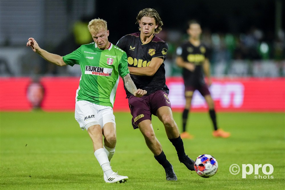 Copyright Proshots 22349009