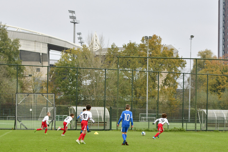 20221119 FCUO11 AZO11 011