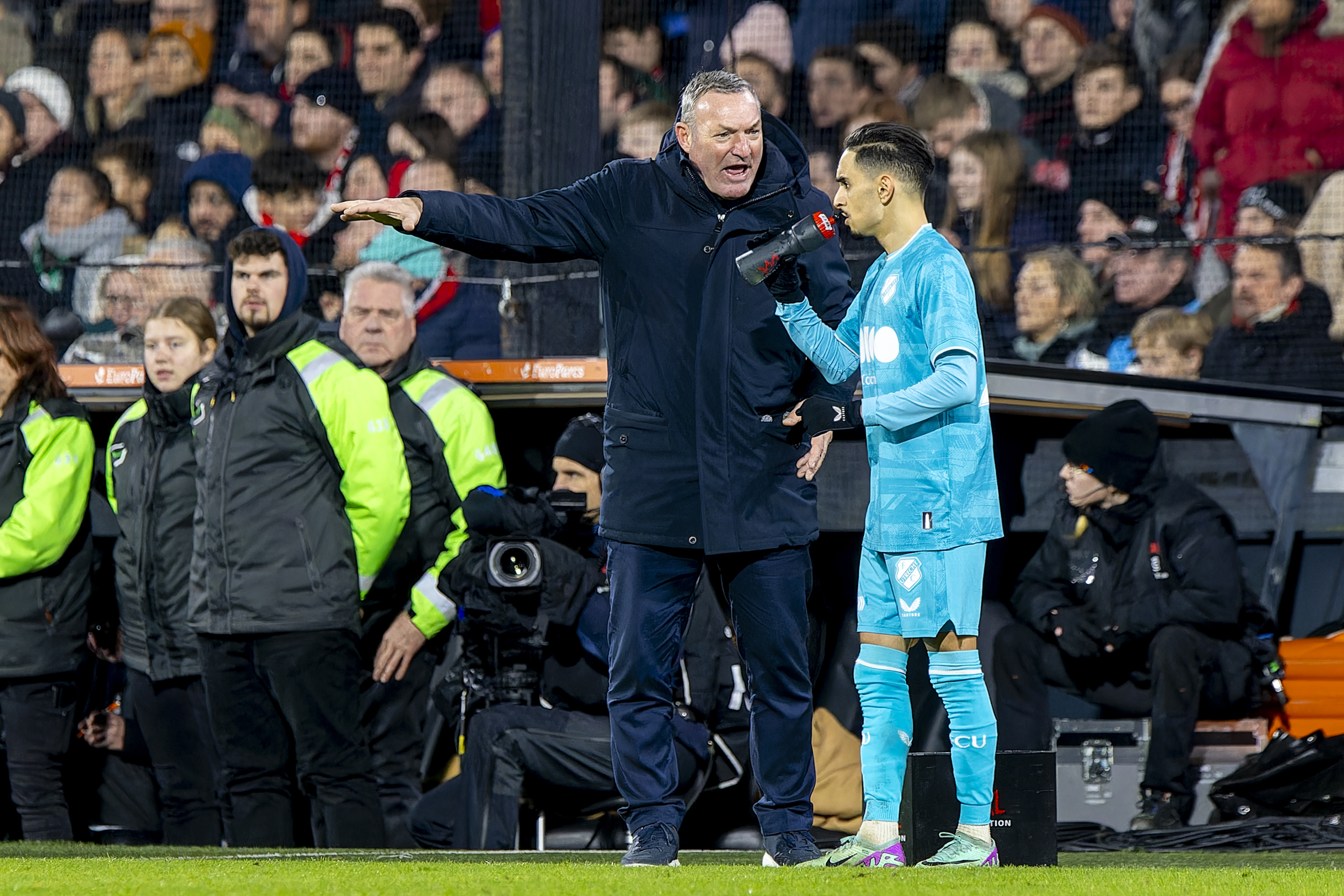 02TB5414 CR3 2494X1663