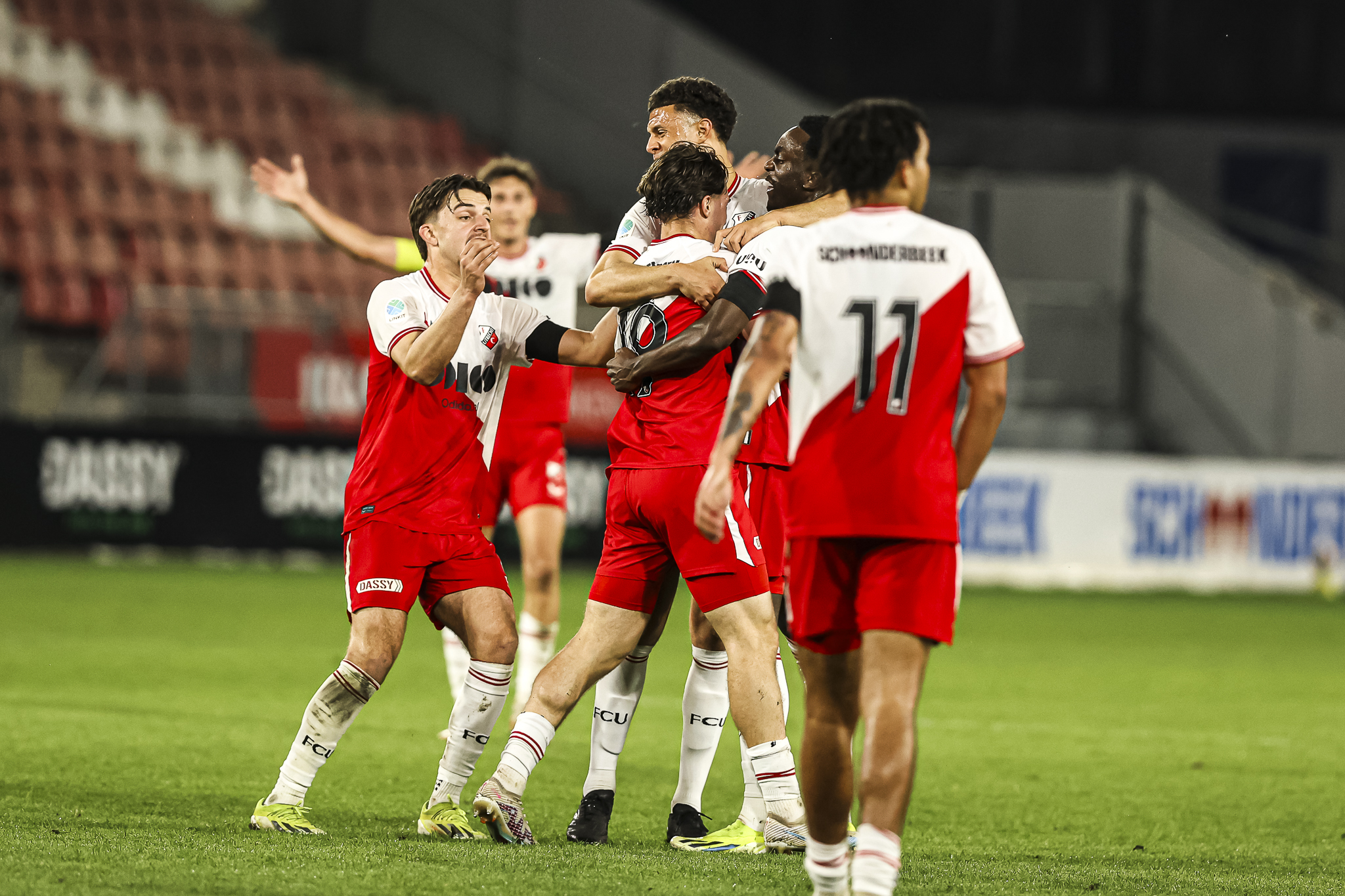 Beloften spelen gelijk tegen koploper, Anthony Descotte scoort bij rentree