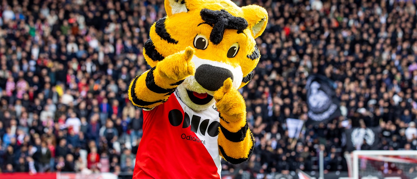 Kinderen uit WKZ te gast bij FC Utrecht - FC Volendam