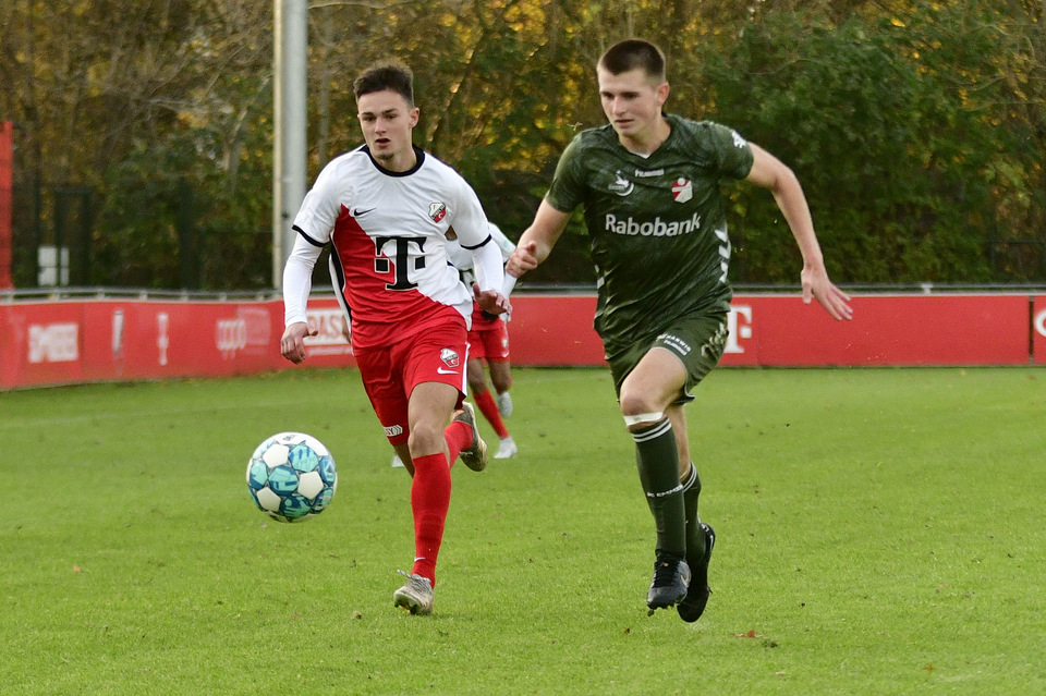 20221126 FCUO18 EMMO18 060