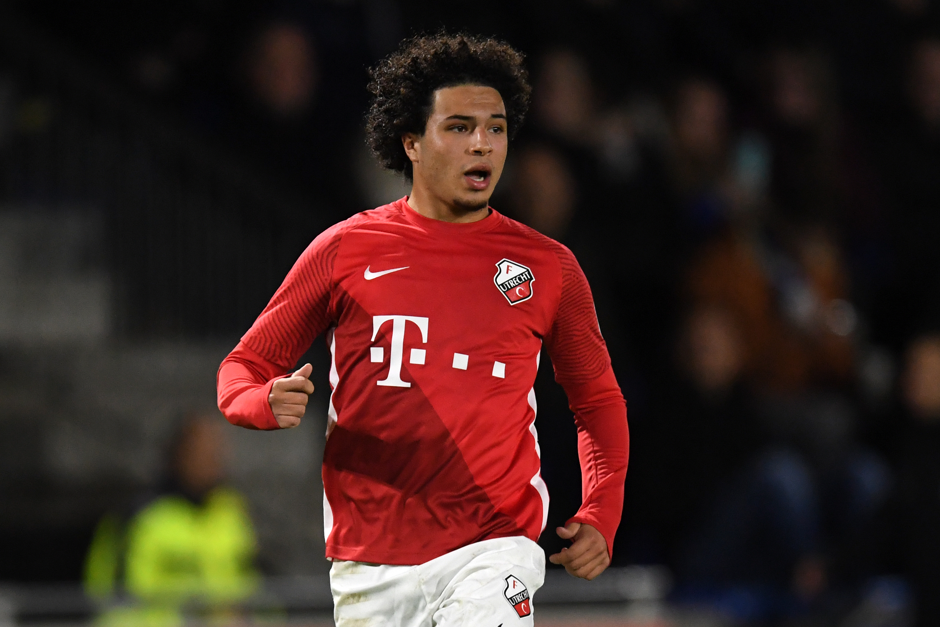 Rayan El Azrak verhuurd aan VVV-Venlo