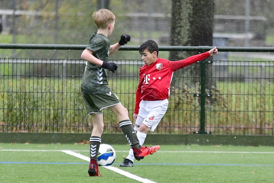 20211127 FCUO10 EMMO10 011