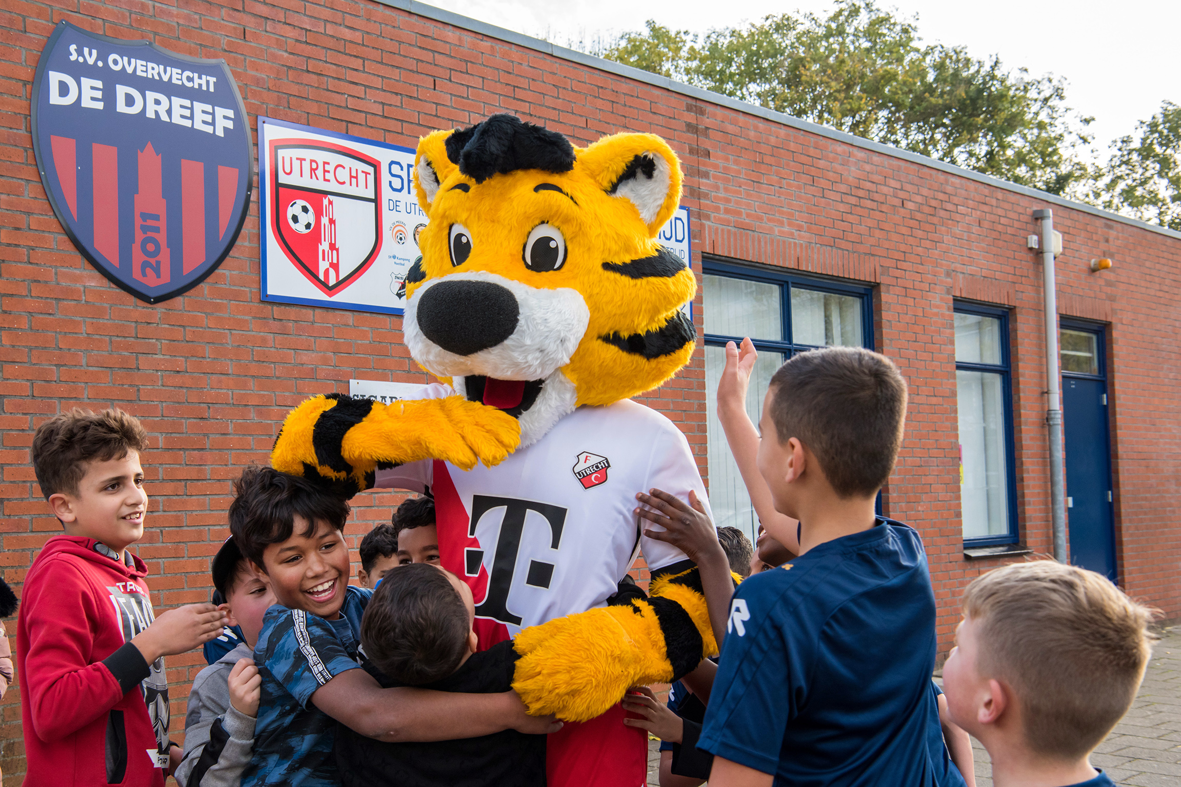 2022 Fotostudio Red Green Blue FC Utrecht De Dreef 004