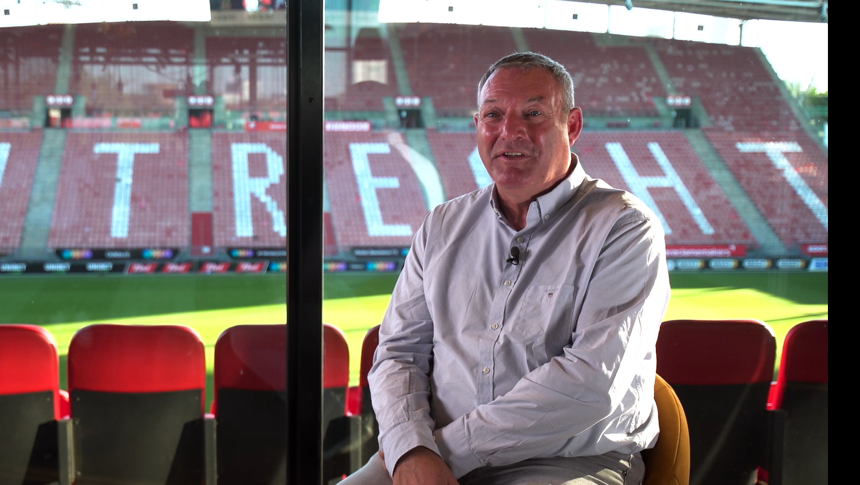 'Wat ik graag wil zien is dat een tegenstander wordt op- en afgejaagd' | RON JANS