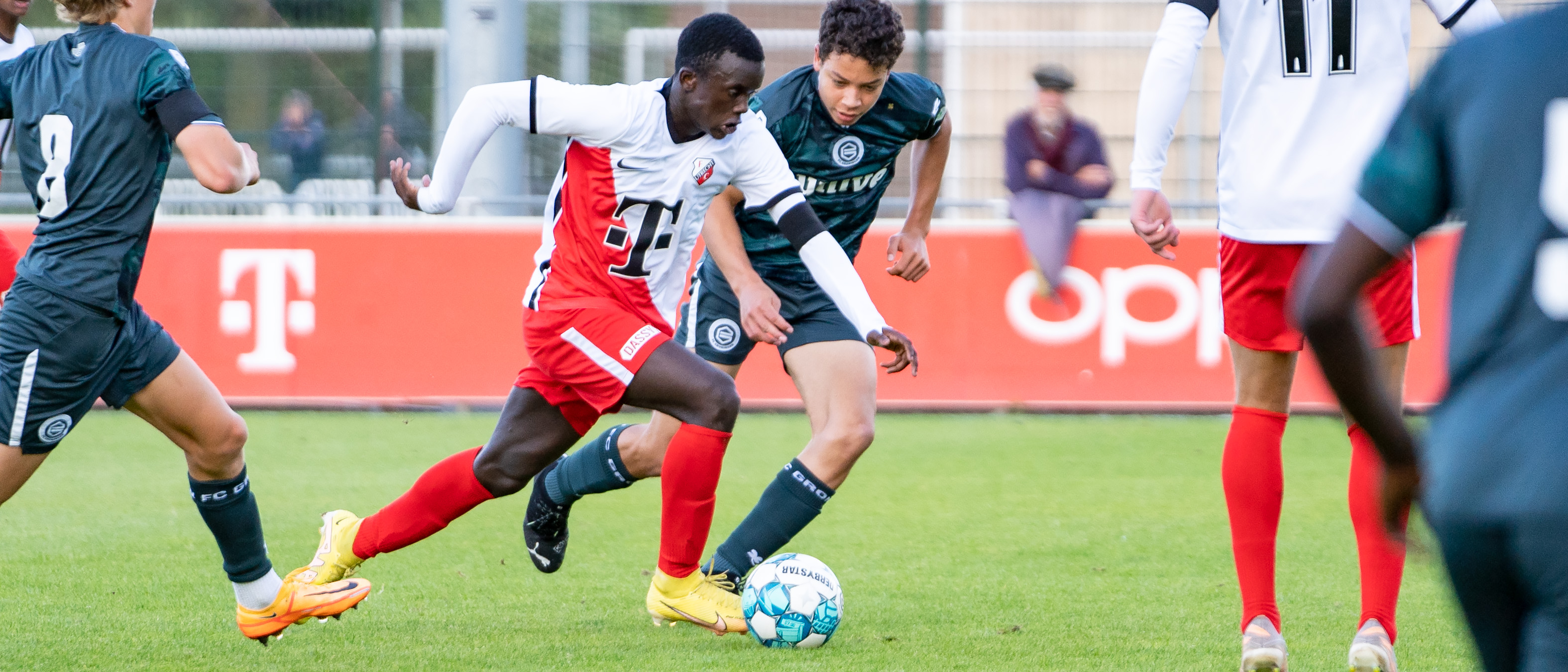 FC Utrecht O18 komt niet verder dan een gelijkspel