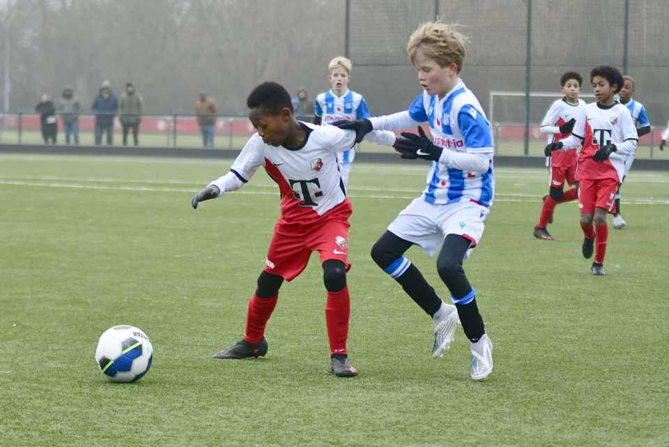 20221217 FCUO12 HEEO12 010