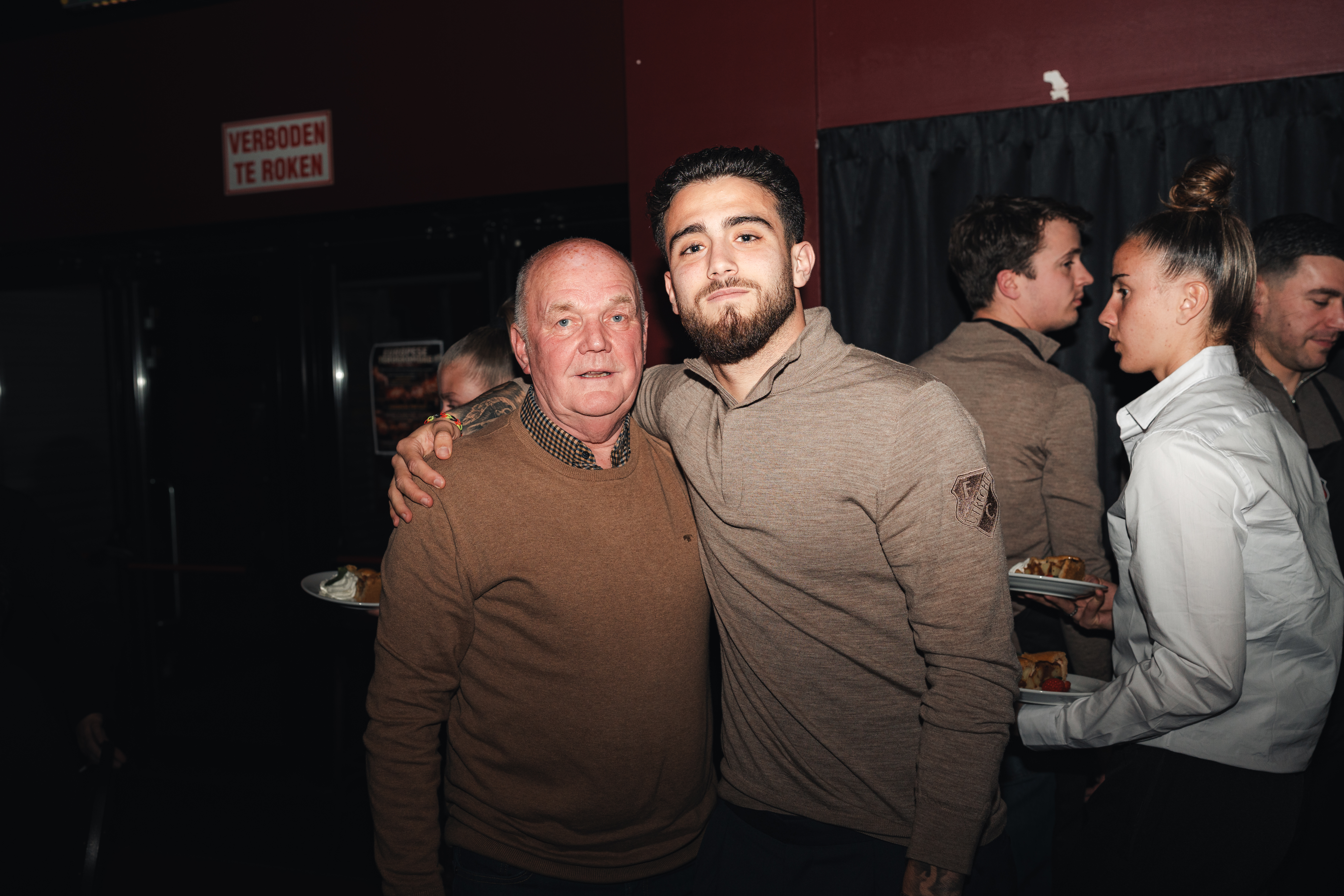 Geslaagde vrijwilligersavond FC Utrecht brengt clubgevoel samen