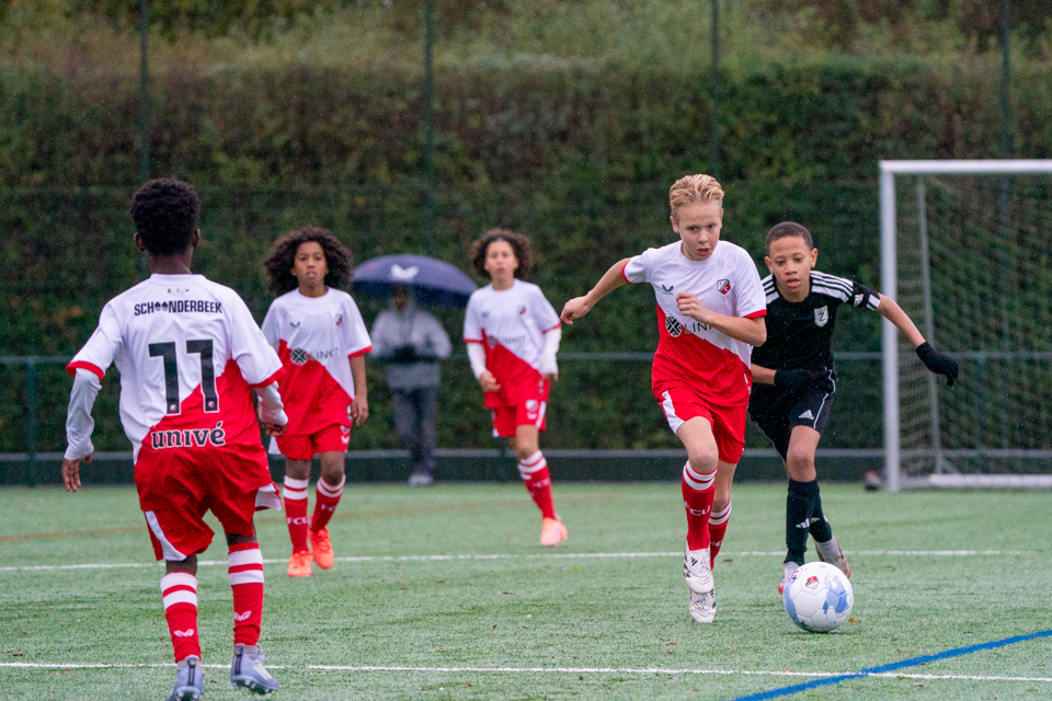 2025 11 01 F.C. Utrecht O13 2 Avv Zeeburgia O13 2 FCU03011 03