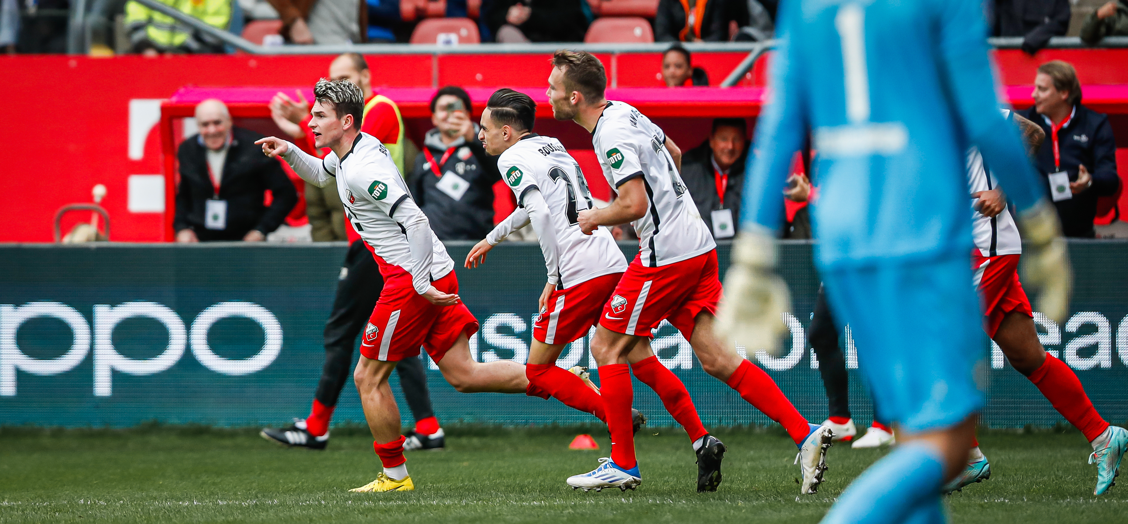 Dik verdiende driepunter in laatste thuisduel van 2022