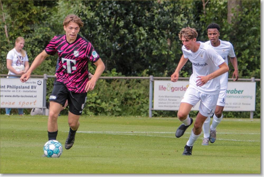 KMSK Deinze te sterk voor Jong FC Utrecht