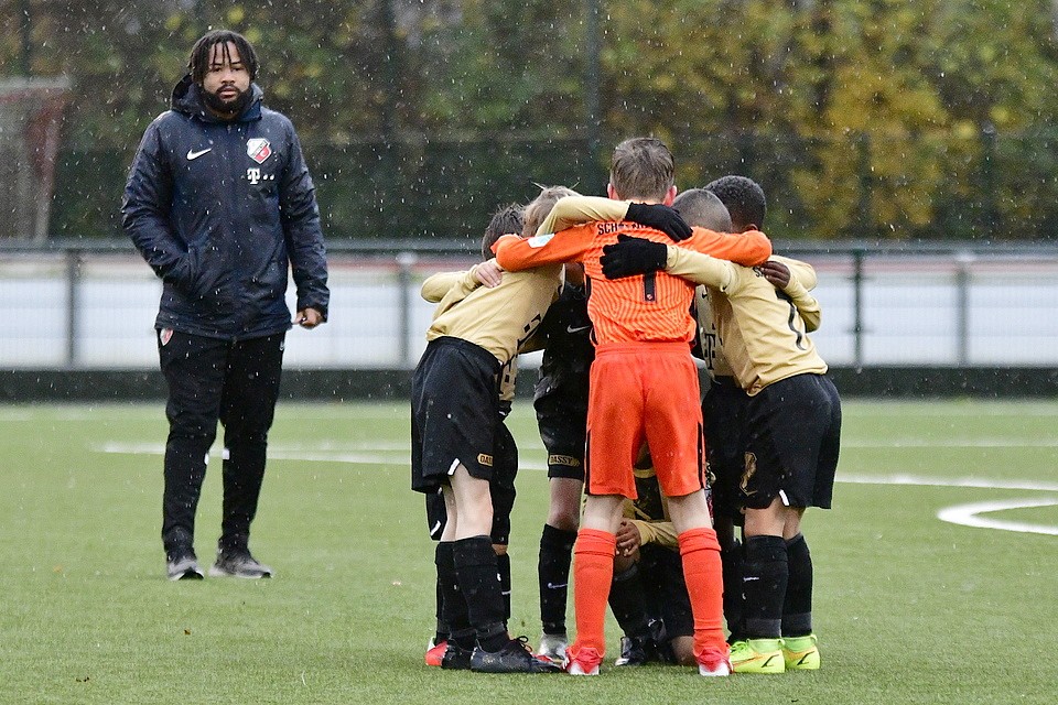 20211127 FCUO9 ZWAO10 001