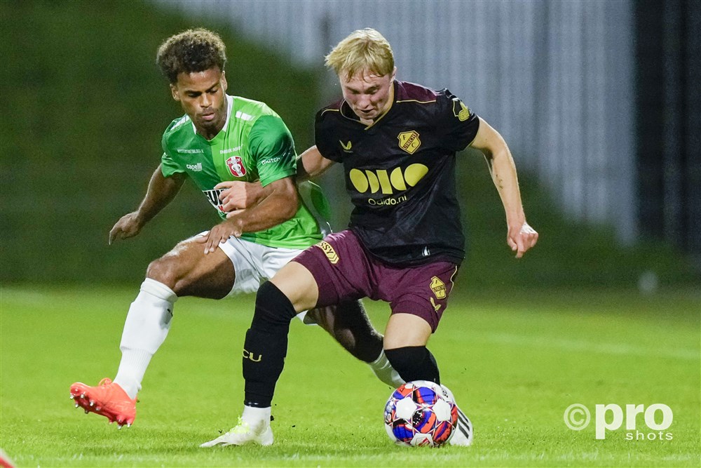 FC Dordrecht - Jong FC Utrecht: een onbeslist spektakelstuk