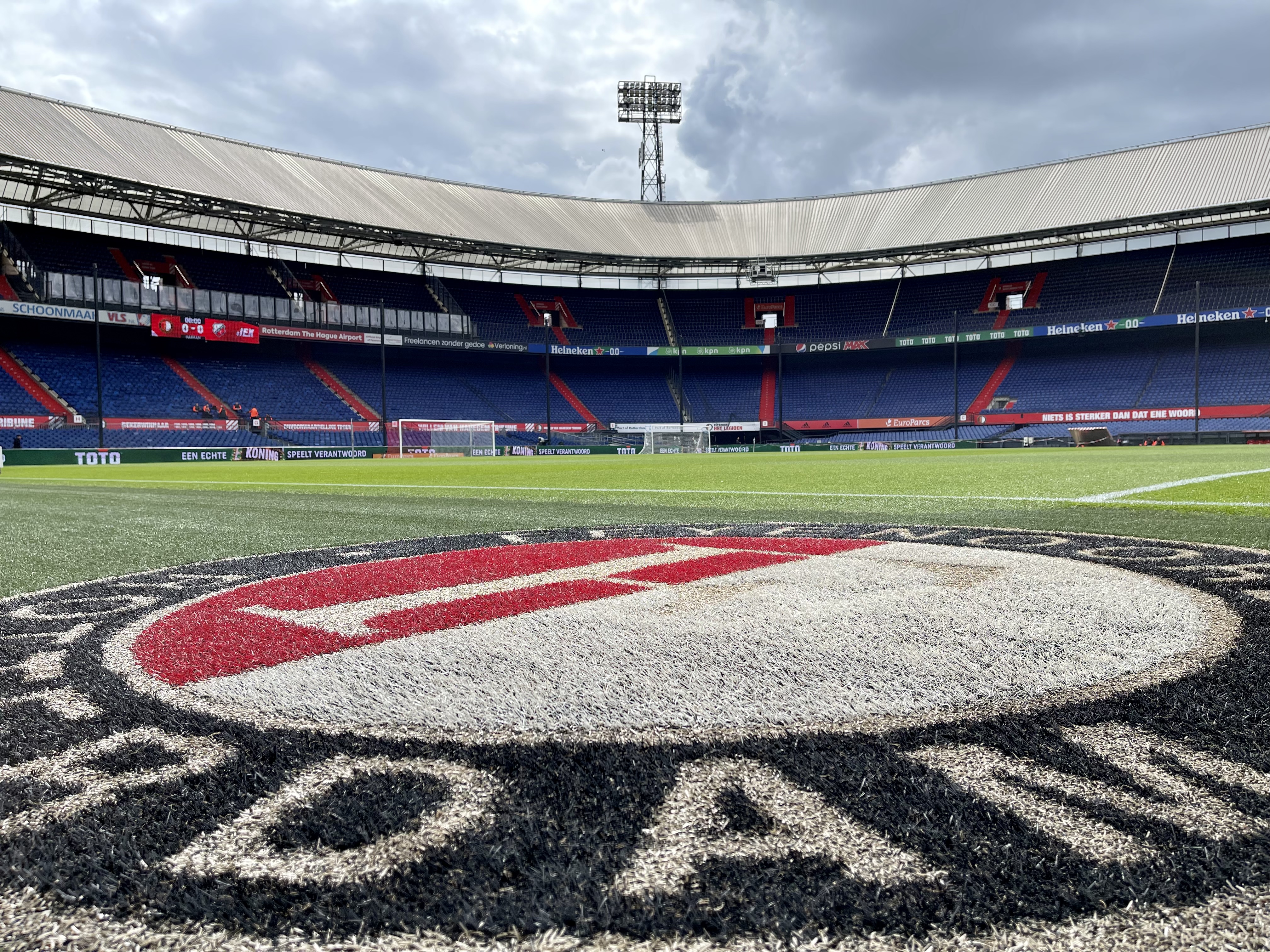 Pre Feyutr Stadion02