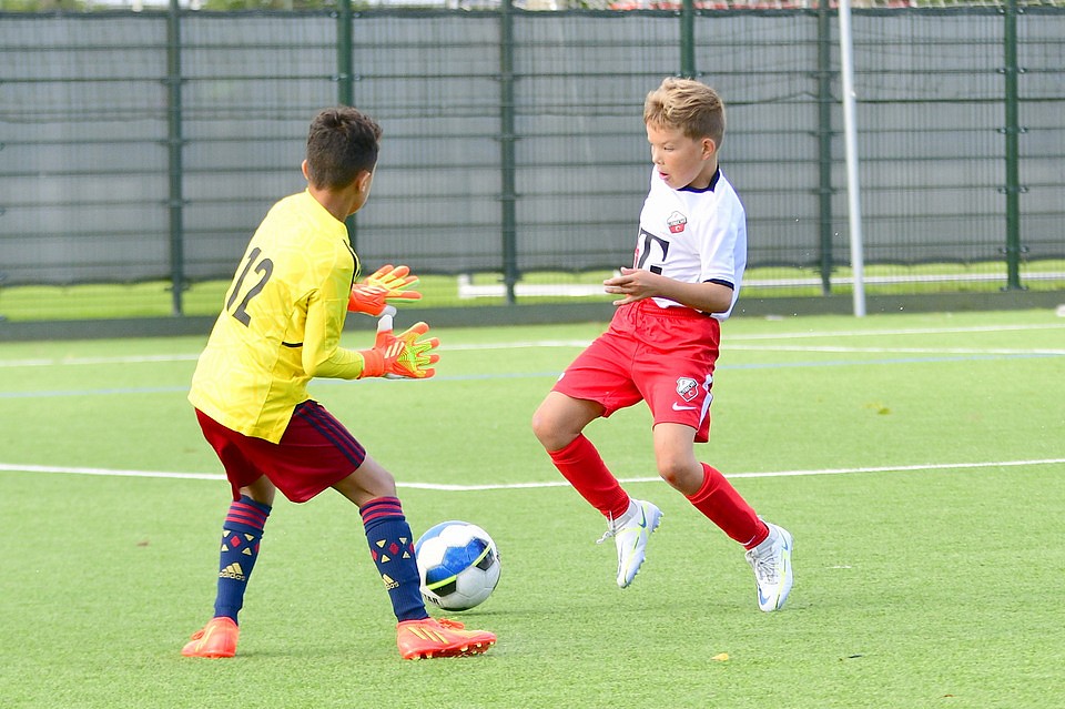 20220917 FCUO10 AJAXO10 002