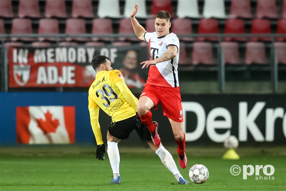 Copyright Proshots 19967477