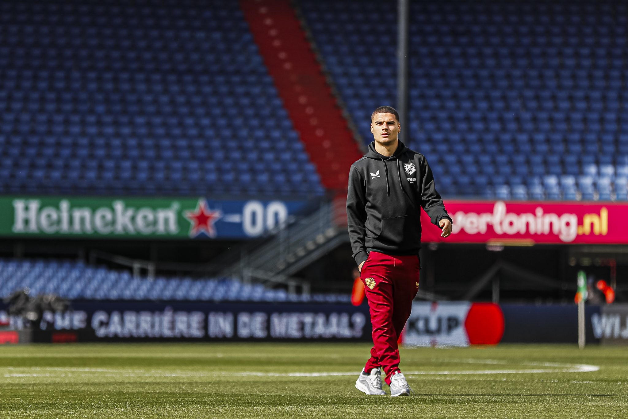 Pre Feyutr Aankomstsite04