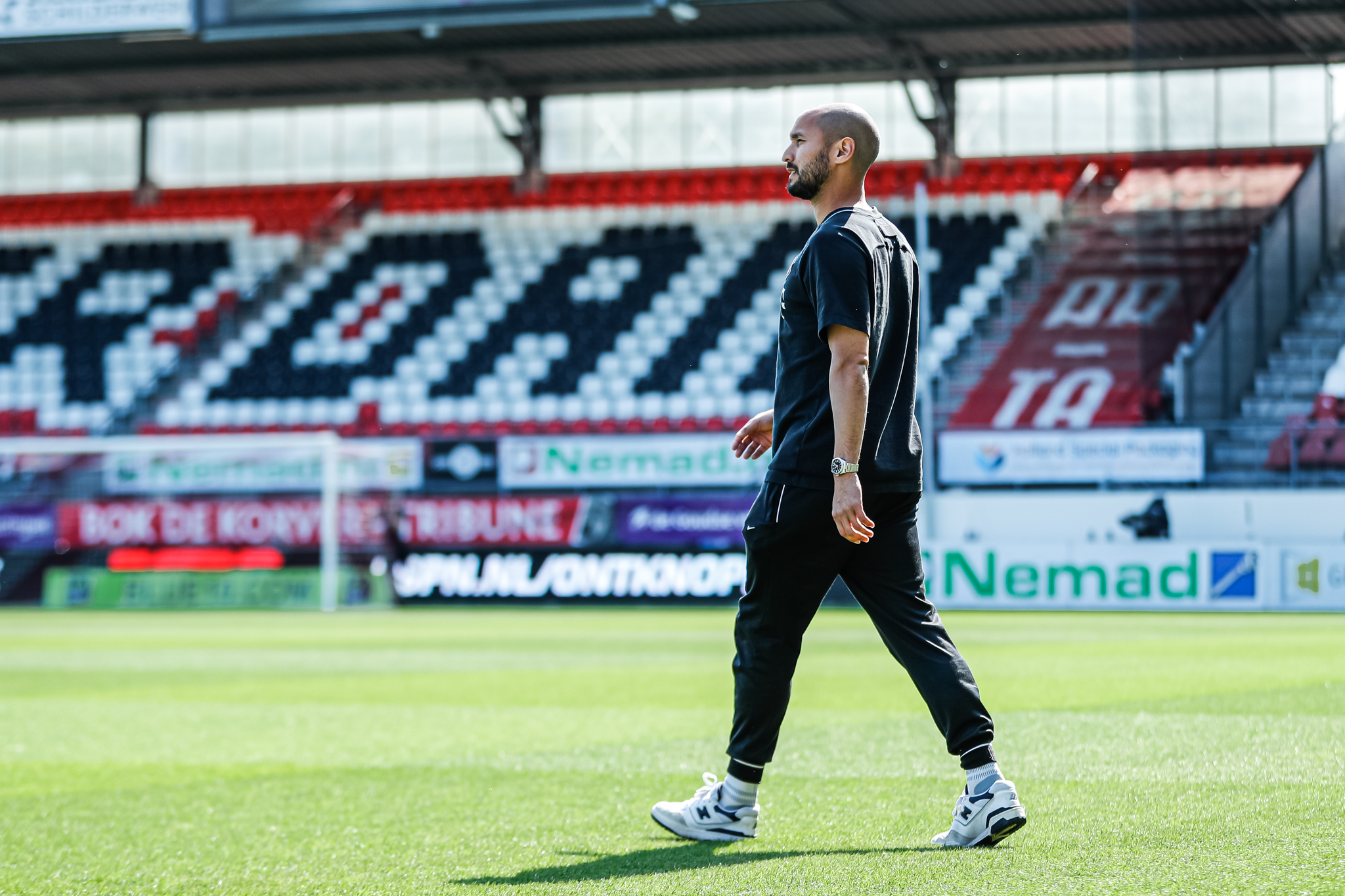 Pre Spautr Aankomst01