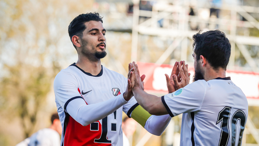 HIGHLIGHTS | Goals van Akmum en Rijks leveren oefenzege op