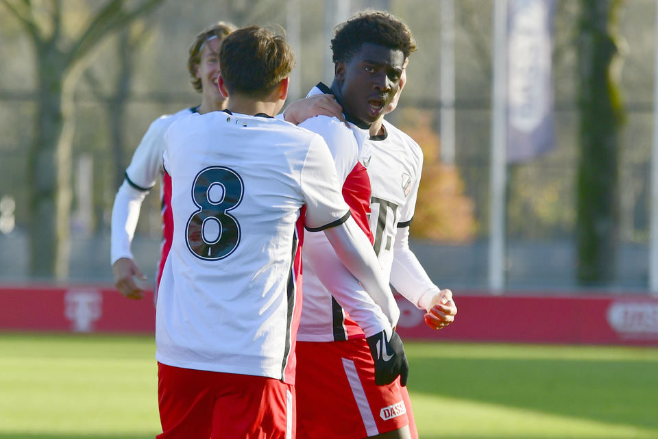 FC Utrecht O17 schakelt Ajax O17 uit in kwartfinale beker