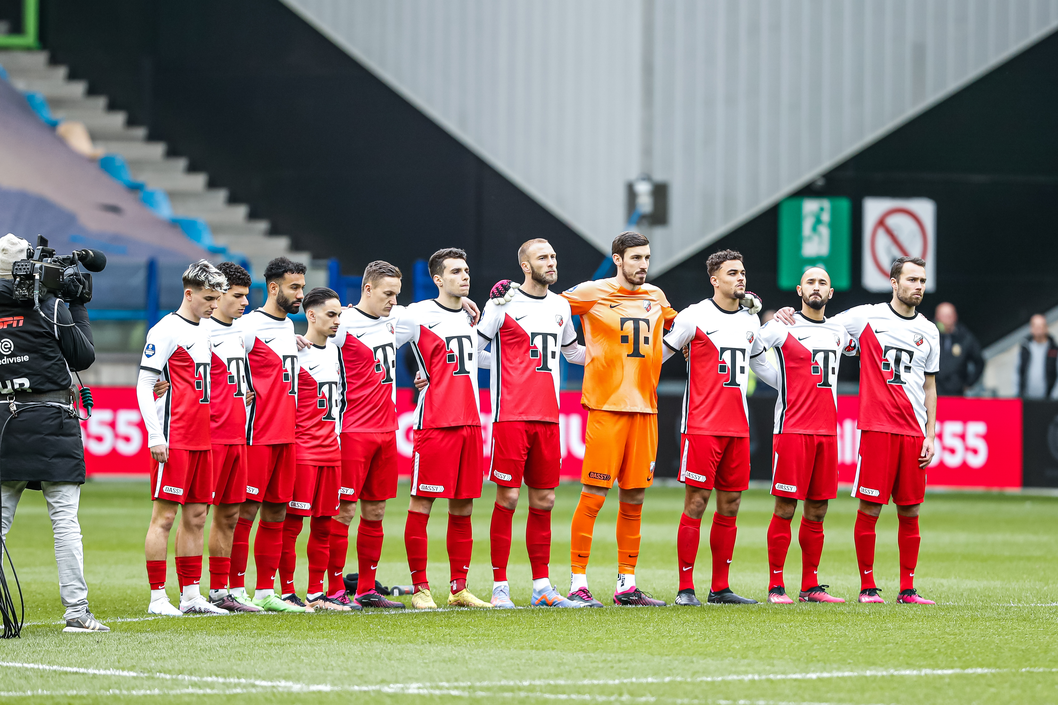 SV Spakenburg-thuis in teken van Turkije & Syrië