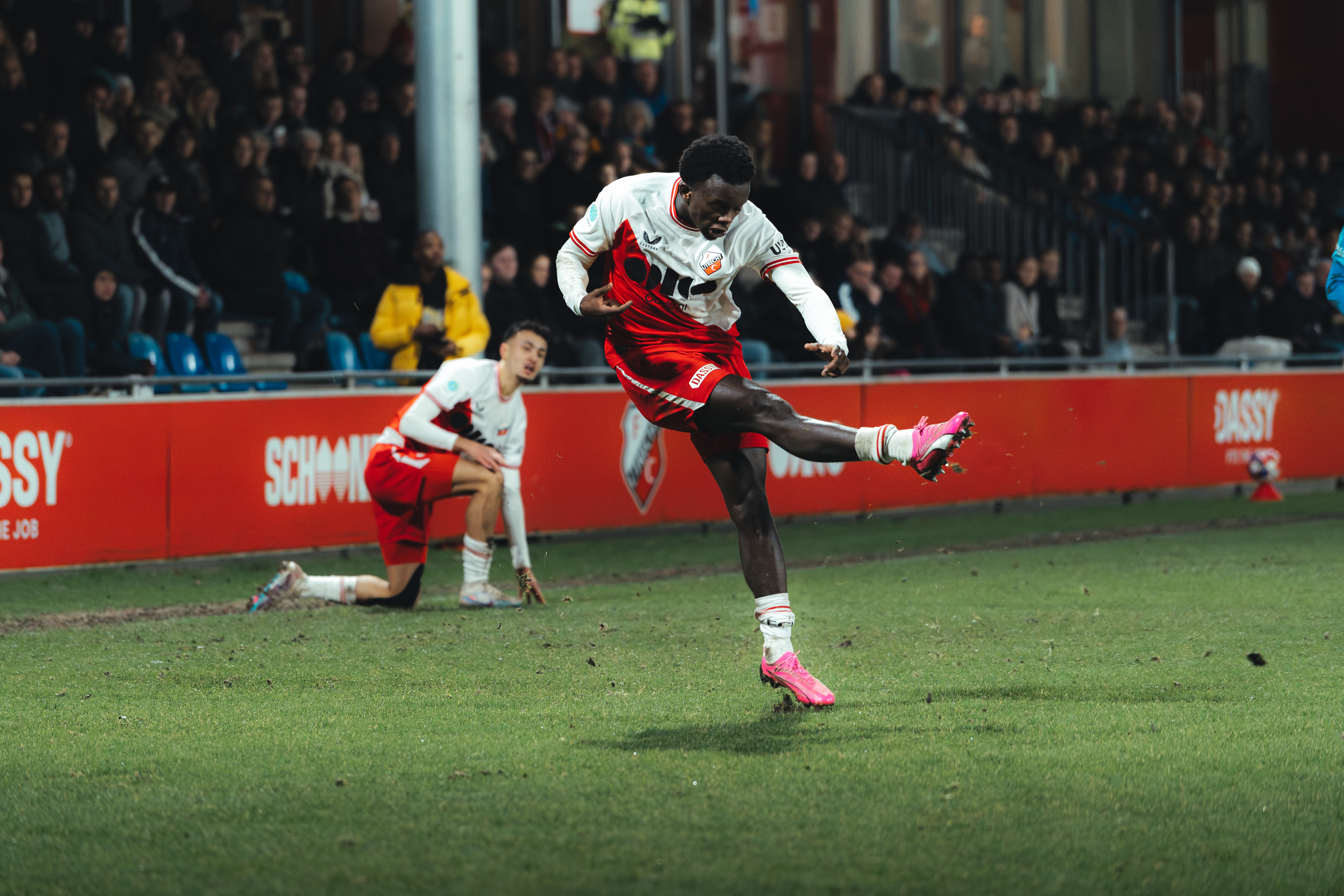 Beloften op bezoek bij bekerstuntploeg SC Cambuur