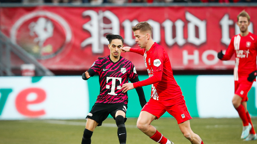 FC Utrecht onderuit in Overijssel