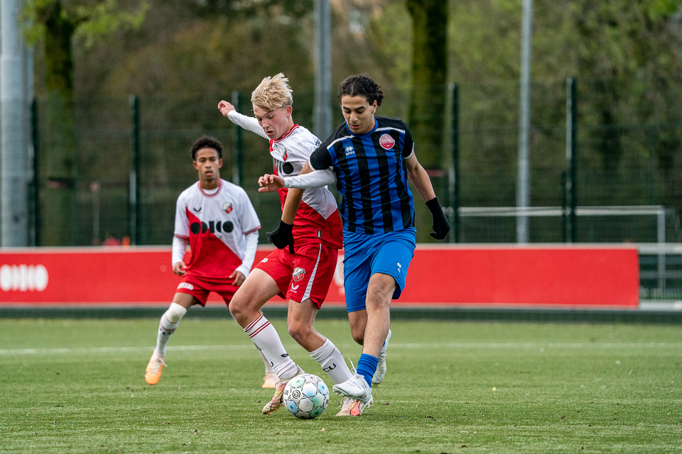 F.C. Utrecht O17 Alphense Boys O17 CMS 7