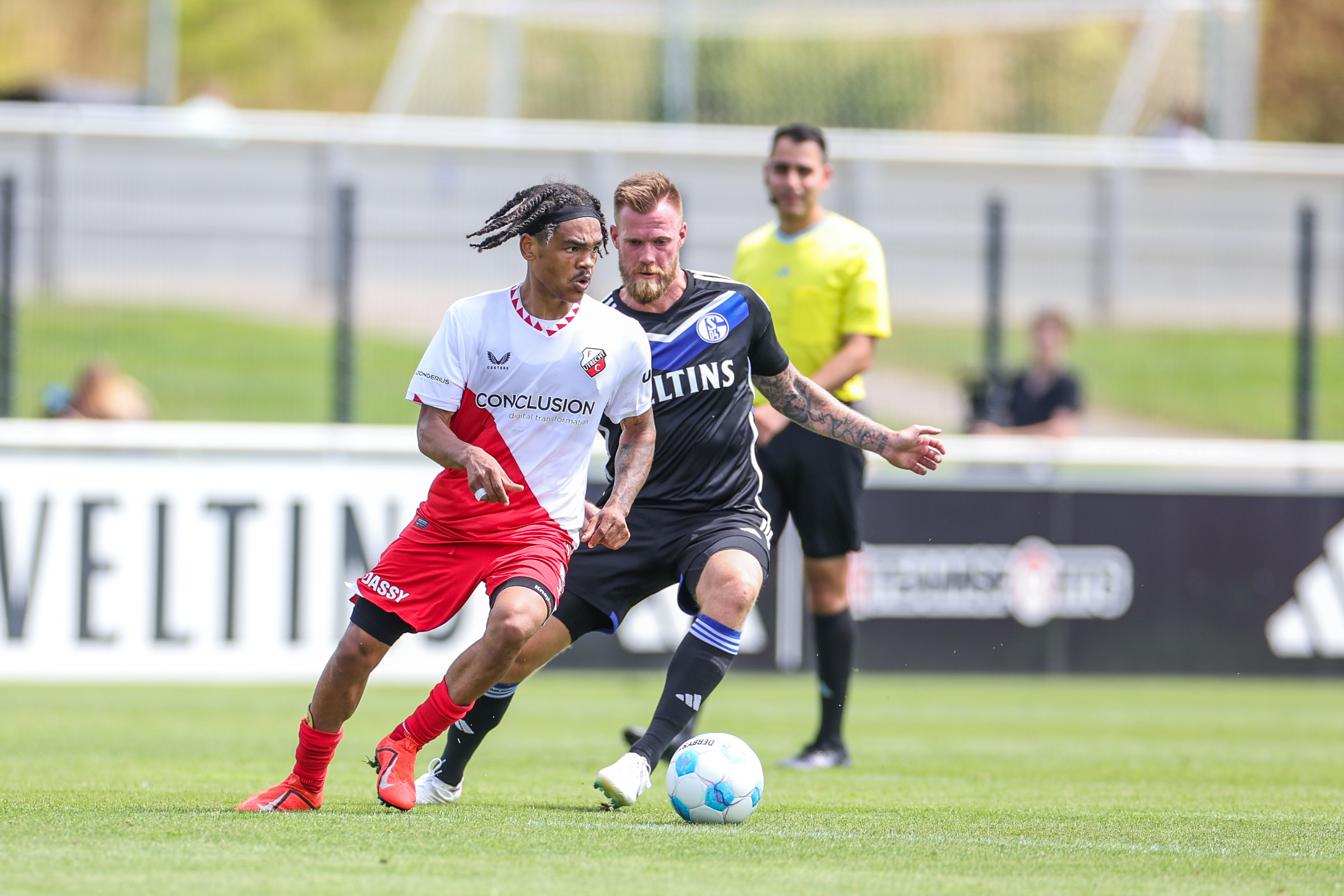 FC Utrecht maakt in slotkwartier verschil tegen FC Schalke 04