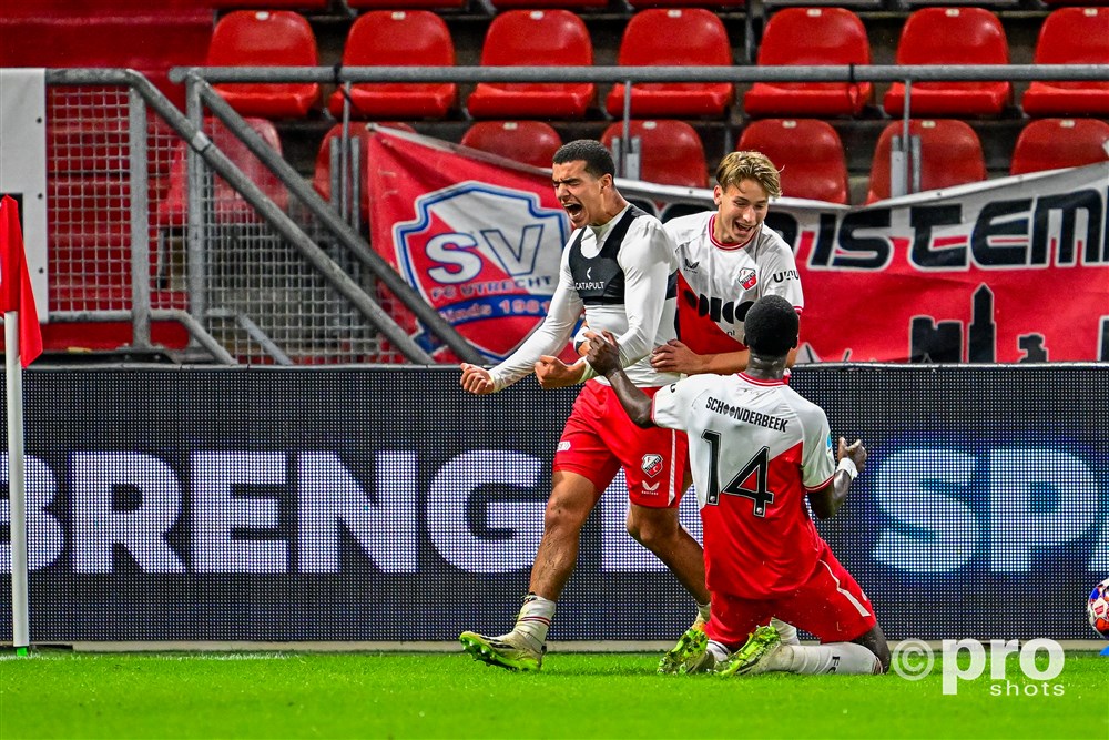 Primeur dankzij beauty van El Arguioui: Jong FC Utrecht klopt ook SC Cambuur