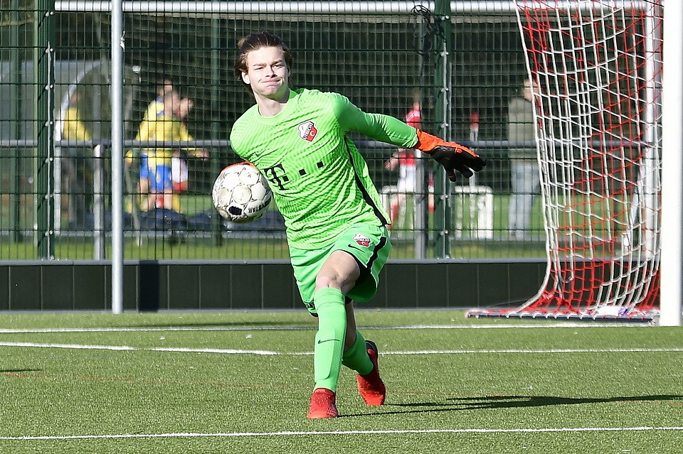 20220212 FCUO16 LEUVO16 007