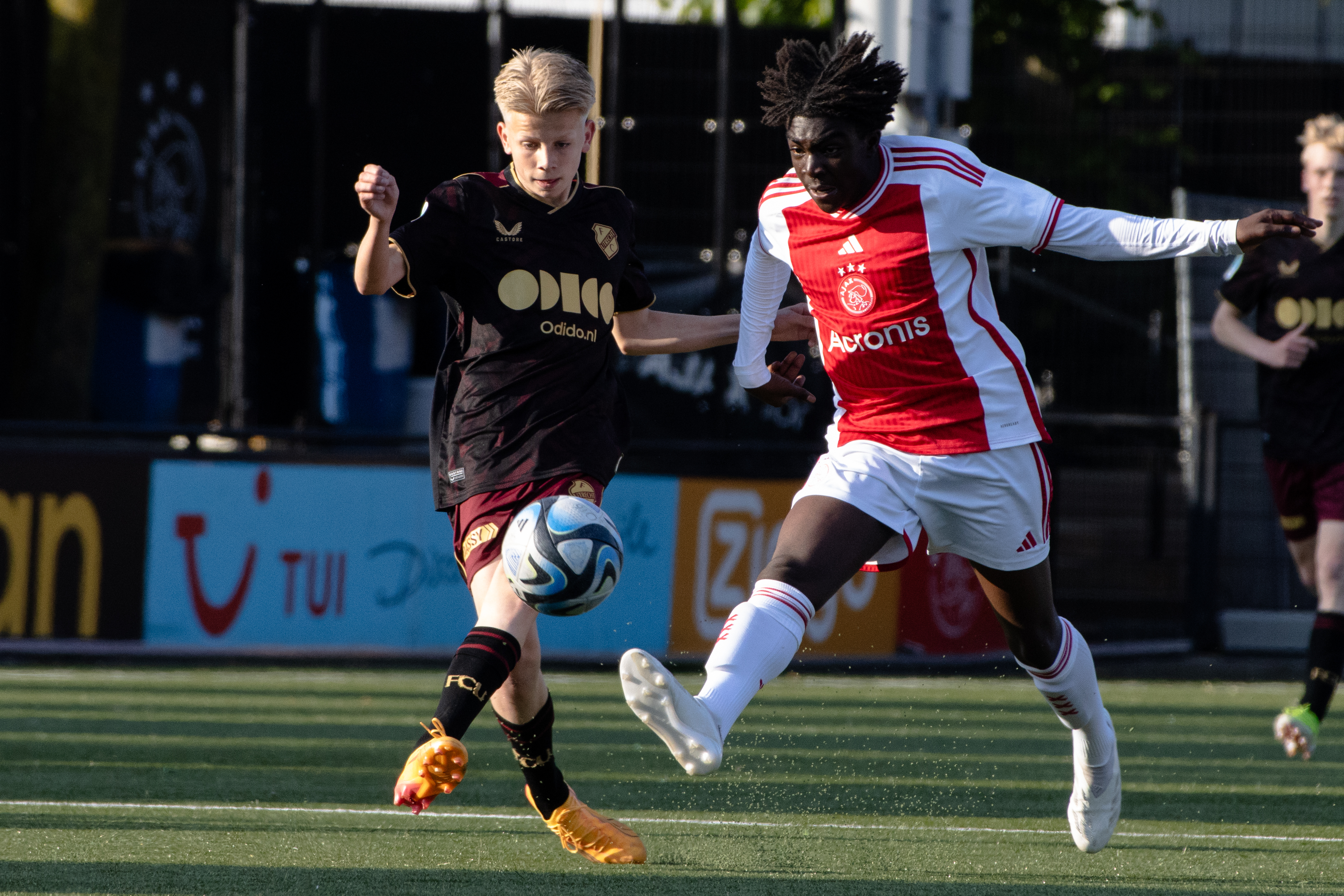 Geen beker voor FC Utrecht O16 na spannende wedstrijd in Amsterdam