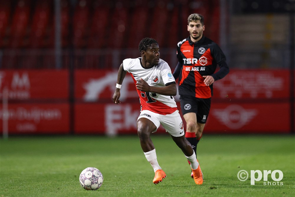 Jong FC Utrecht verliest nipt van Almere City FC