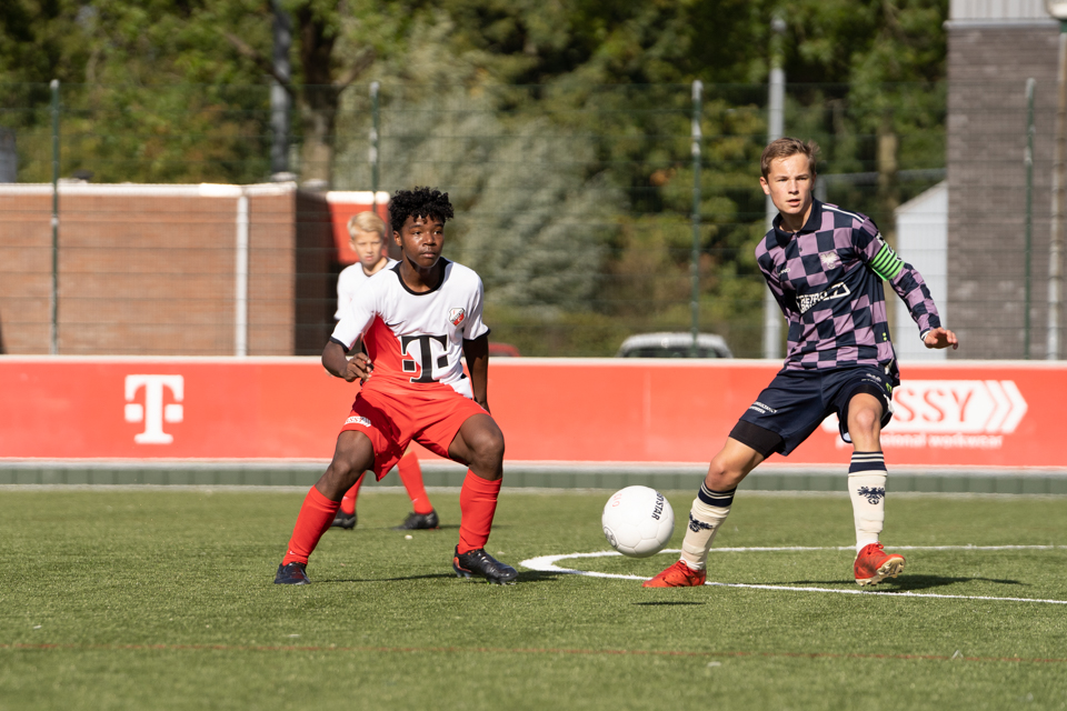 F.C. Utrecht 2022 10 08 JO15 13