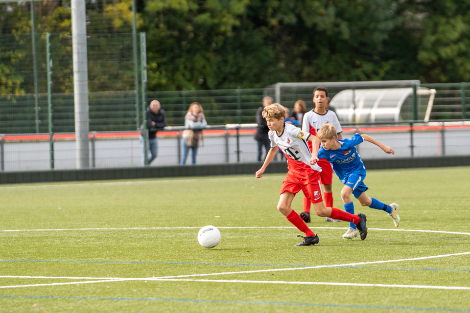 F.C. Utrecht JO13 Vs Vv AZ JO13 7