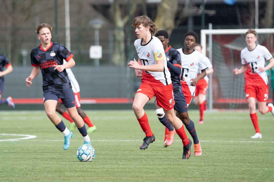202303181 F.C. Utrecht O17 PSV O17 (8 Van 31)