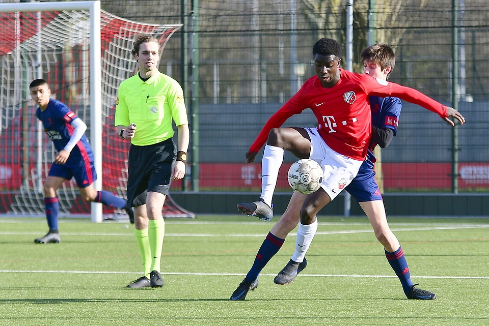 20220212 FCUO16 LEUVO16 012