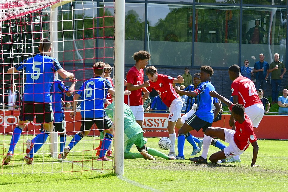 20220604 FCUO17 AJAXO17 020