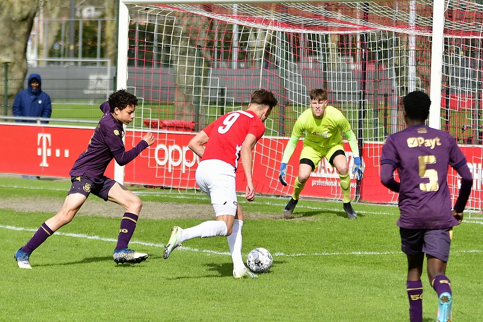 20220409 FCUO18 FCGO18 022