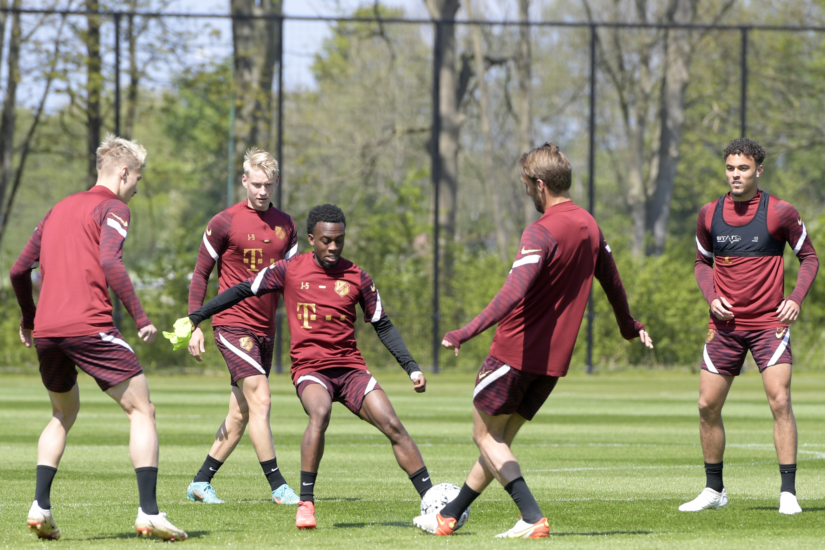 Almqvist, Shein, Vd Kust, Janssen, Kluivert