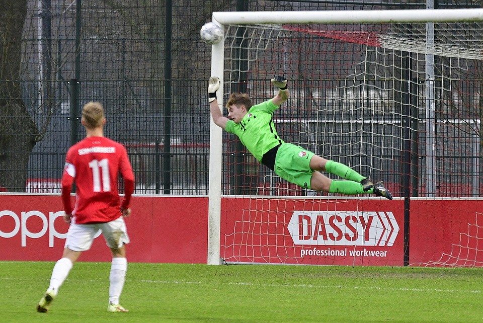 20211120 FCUO18 AJXO18 006