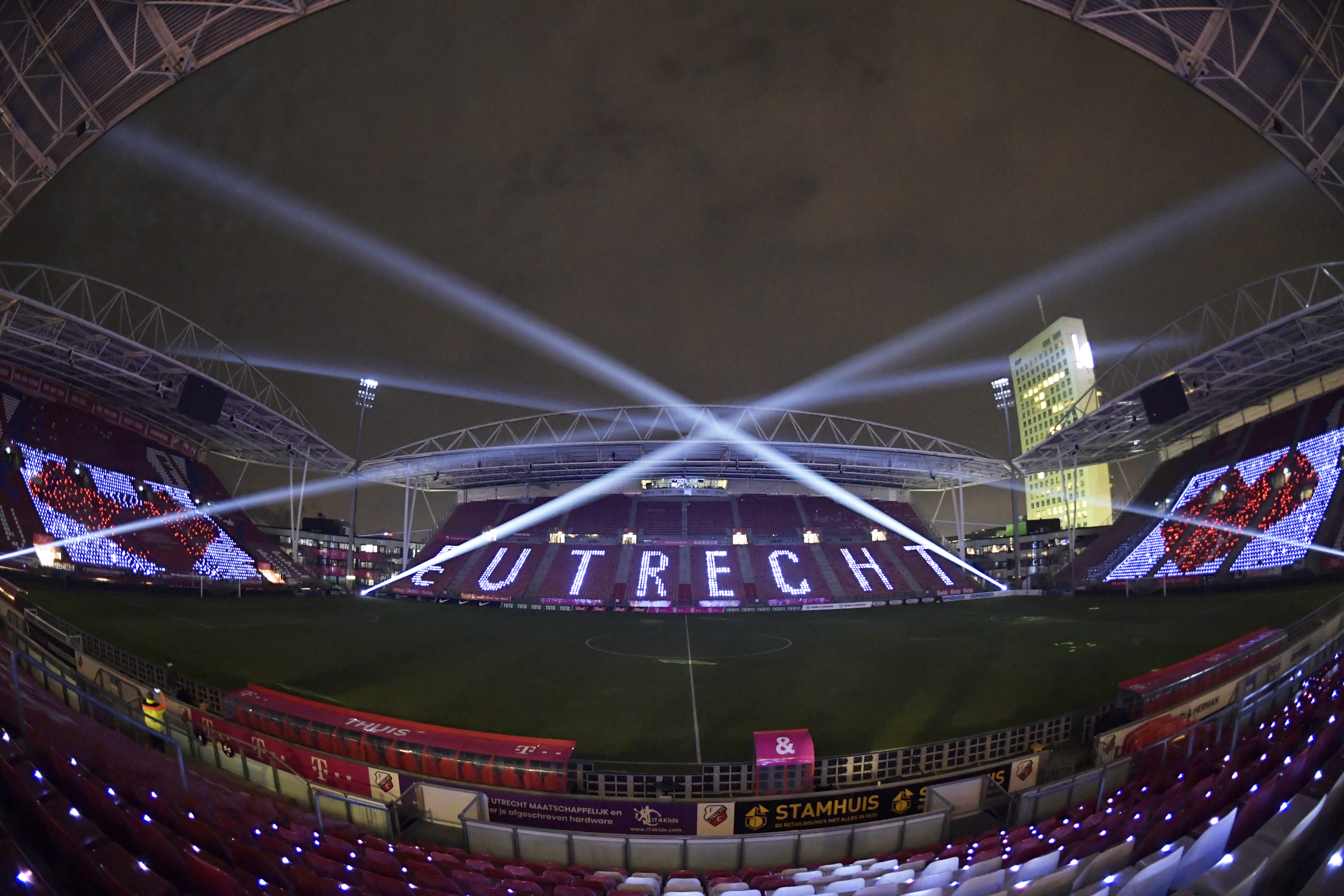 Duizenden lichtjes blijven branden