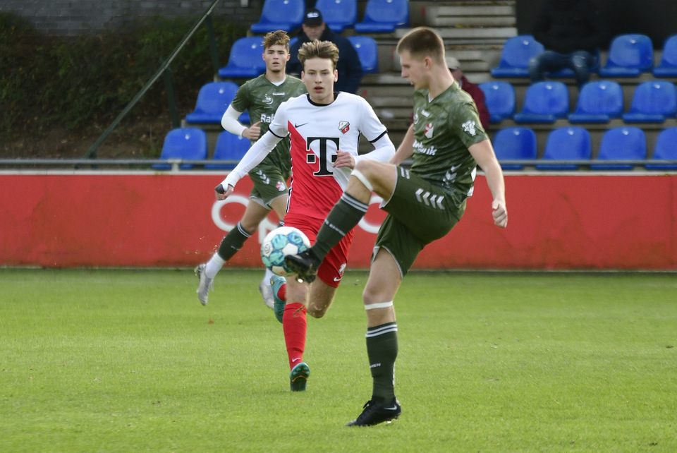 20221126 FCUO18 EMMO18 007