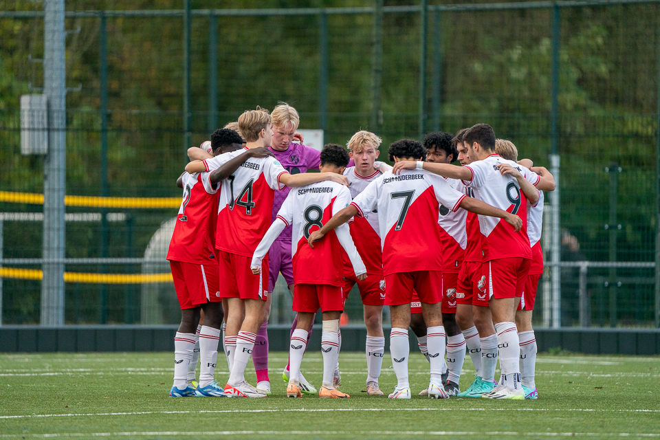 F.C. Utrecht O17 Alphense Boys O17 CMS 2