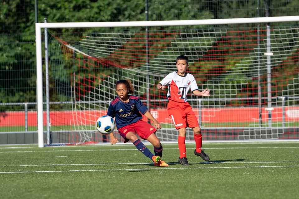 20220903 FCUO12 AJAXO12 001