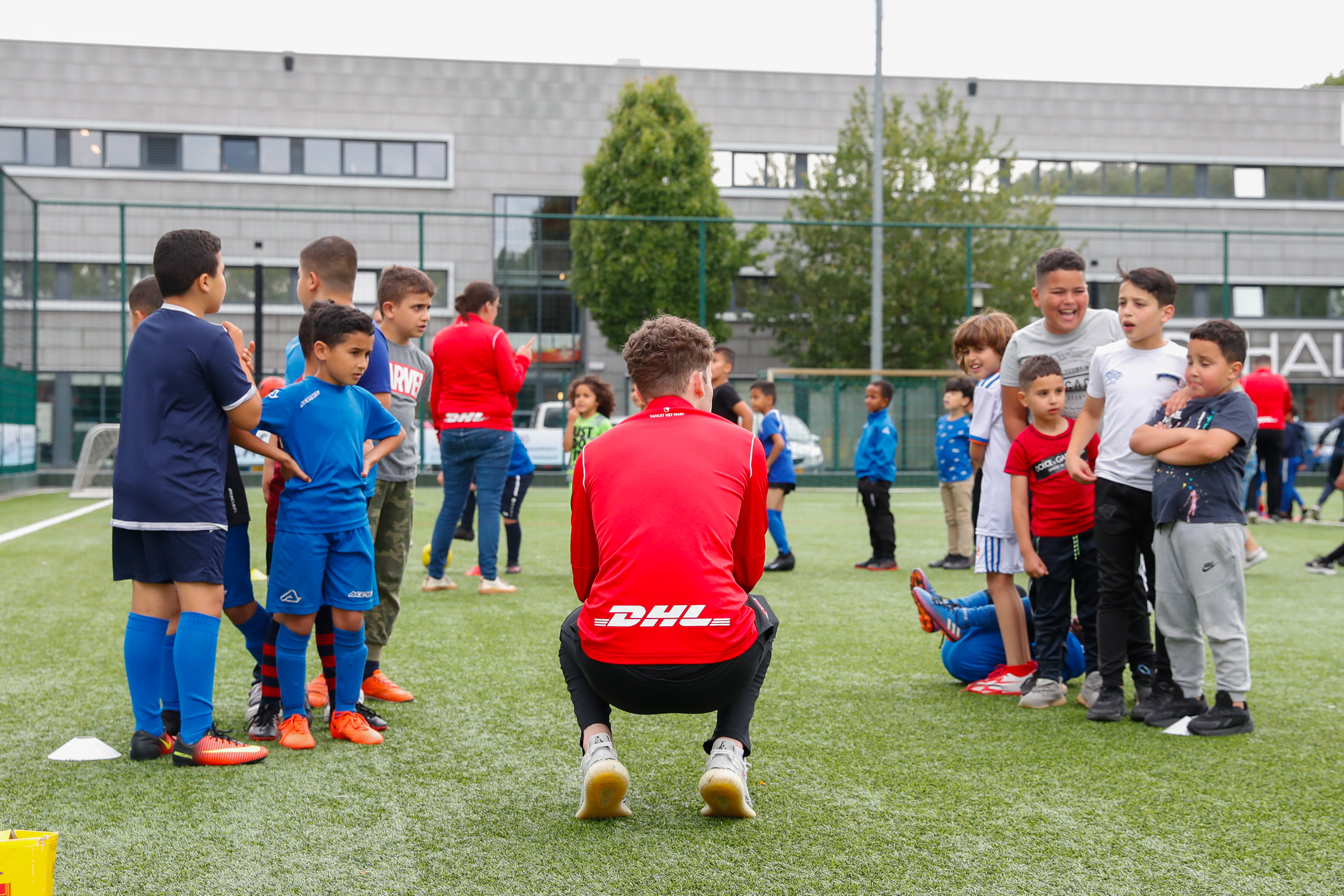 FC Utrecht en DHL bezorgen vanuit het hart
