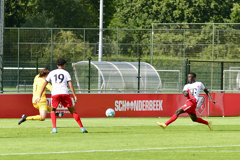 20220910 FCUO18 ALMO18 012